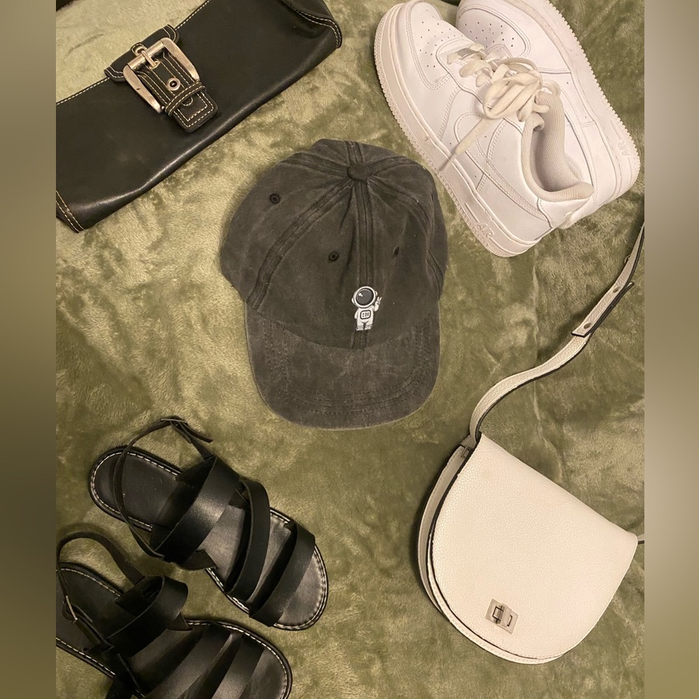 🌙 Grey Adorable Astronaut Hat 🩶